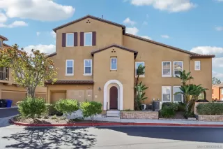 Photo #4: 260005097 Listing 