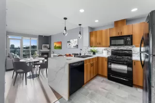 Photo #2: 260005129 Listing