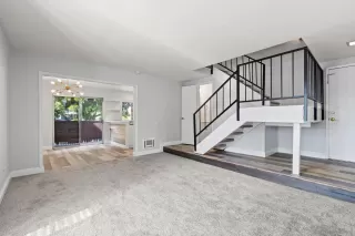 Photo #2: 260005130 Listing 