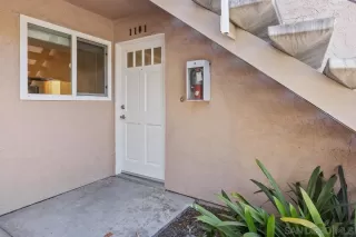 Photo #1: 260005132 Listing 