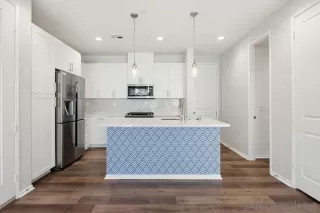 Photo #3: 260005152 Listing 