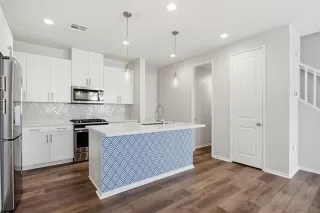 Photo #5: 260005152 Listing 