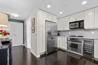 Photo #3: 260005213 Listing 