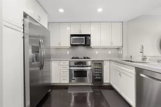 Photo #4: 260005213 Listing 