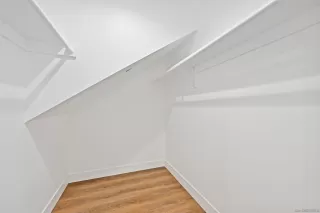 Photo #4: 260005230 Listing 