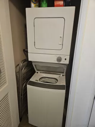 Photo #3: 260005252 Listing 