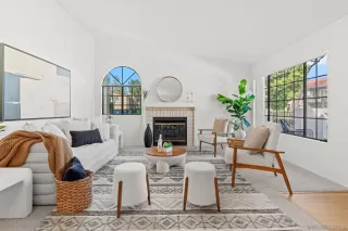 Photo #3: 260005255 Listing