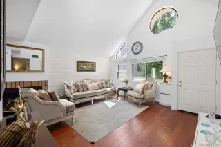 Photo #3: 260005287 Listing 