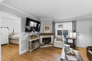 More Details about MLS # 260005302 : 8368 VIA SONOMA EAST