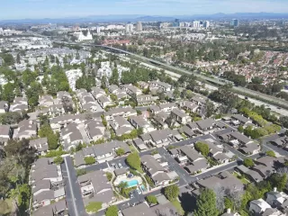 Photo #2: 260005302 Listing 