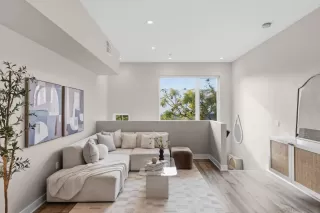 Photo #2: 260005306 Listing 