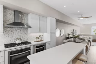 Photo #3: 260005306 Listing 