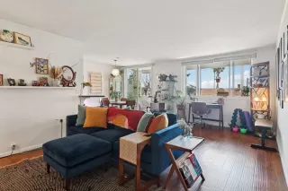 Photo #2: 260005338 Listing 