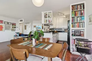 Photo #4: 260005338 Listing 