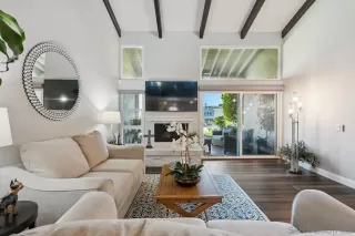 Photo #2: 260005341 Listing 