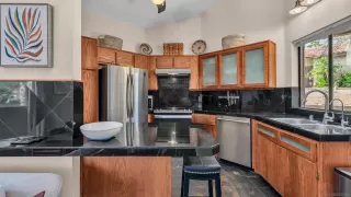 Photo #5: 260005354 Listing 