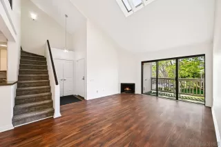 Photo #2: 260005360 Listing 