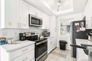 Photo #3: 260005379 Listing 