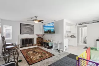 Photo #6: 260005379 Listing 