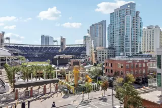 Photo #2: 260005381 Listing 