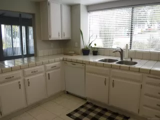 Photo #2: 260005395 Listing 