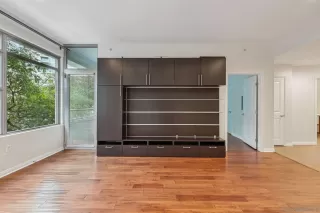 Photo #4: 260005399 Listing 