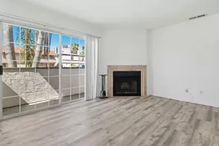 Photo #4: 260005427 Listing 