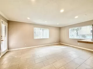 Photo #6: 260005435 Listing 