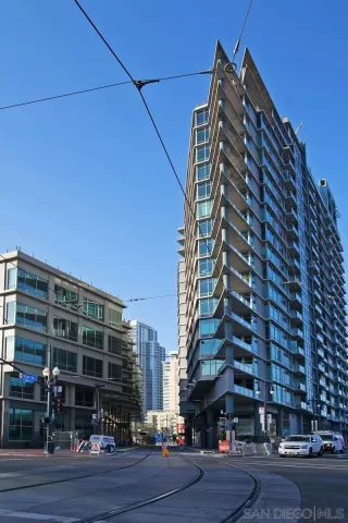 Photo #2: 260005470 Listing 