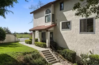 Photo #3: 260005495 Listing 