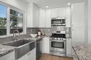 Photo #6: 260005495 Listing 