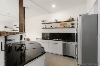 Photo #3: 260005503 Listing 