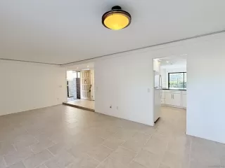 Photo #2: 260005512 Listing 