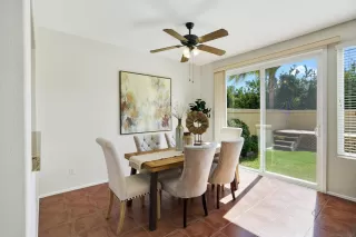 Photo #2: 260005519 Listing