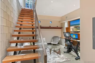 Photo #6: 260005528 Listing