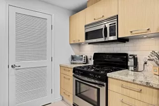 Photo #3: 260005532 Listing