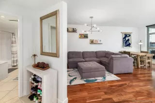 Photo #6: 260005535 Listing 