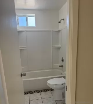 Photo #4: 260005565 Listing 