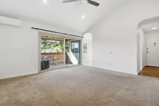 Photo #3: 260005571 Listing 