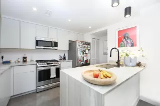 Photo #5: 260005585 Listing 