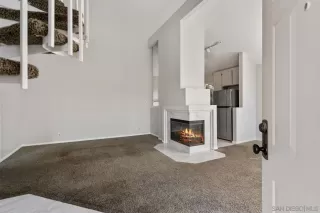 Photo #5: 260005591 Listing