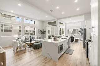 Photo #4: 260005602 Listing 