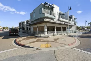 Photo #1: 260005603 Listing