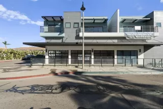 Photo #2: 260005603 Listing