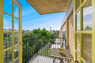 Photo #5: 260005644 Listing 