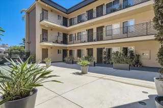 Browse active condo listings in 4180 LOUISIANA