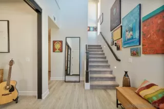 Photo #4: 260005683 Listing