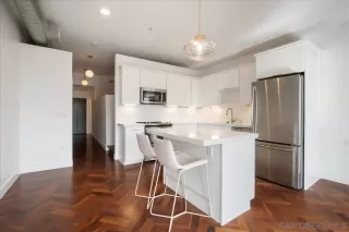 Photo #6: 260005693 Listing