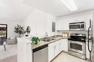 Photo #6: 260005695 Listing 