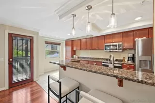 Photo #4: 260005707 Listing 